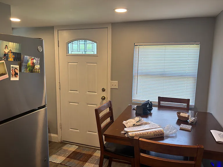 130 Autumn Ct — Photo 1