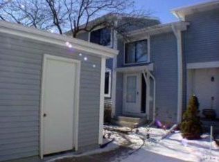 1008 Stockton Ct, Vernon Hills, IL 60061