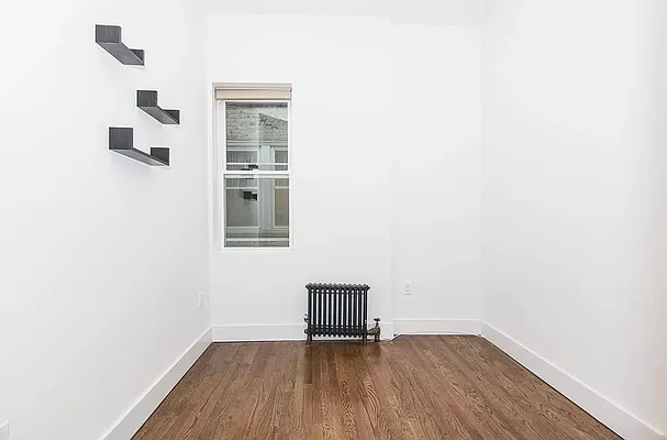 Rented by Modern Spaces | media 7