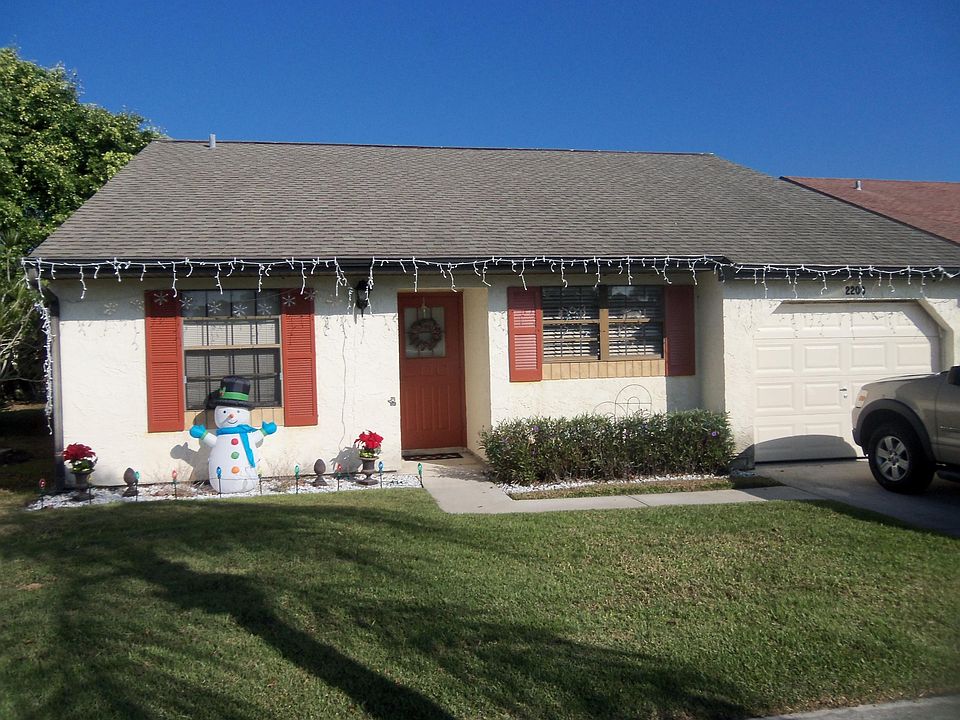 1st image of 2200 SE Breckenridge Circle
