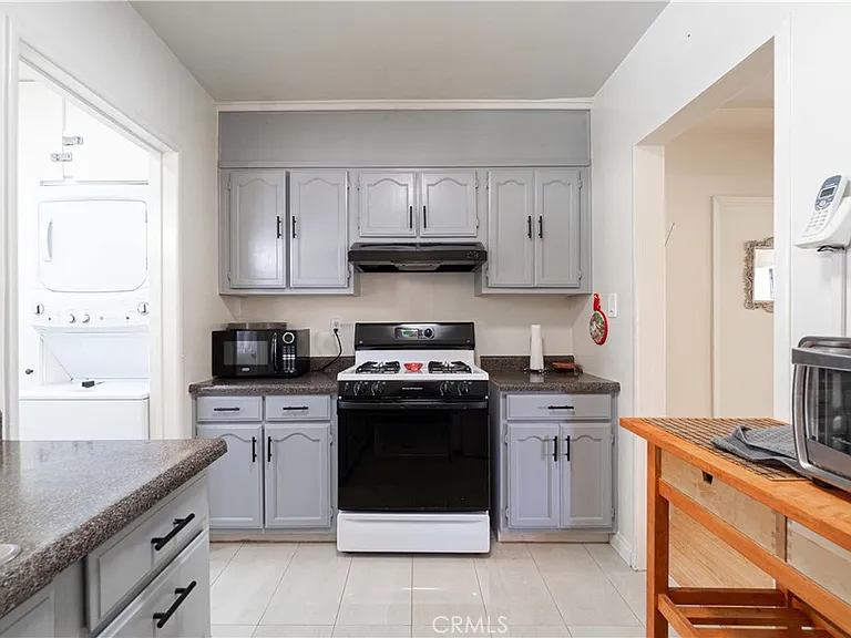 3813 College Ave #1/2 — Photo 12