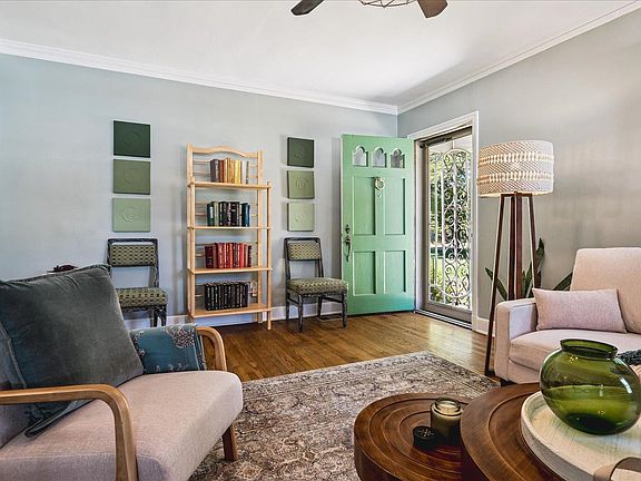 4th image of 3455 Highland Park Pl