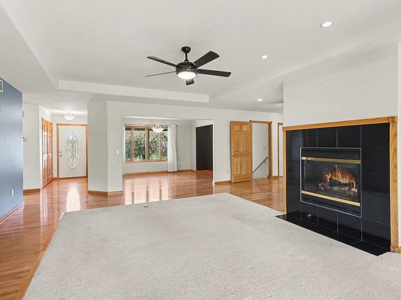5th image of 7141 W Pleasant Valley Rd
