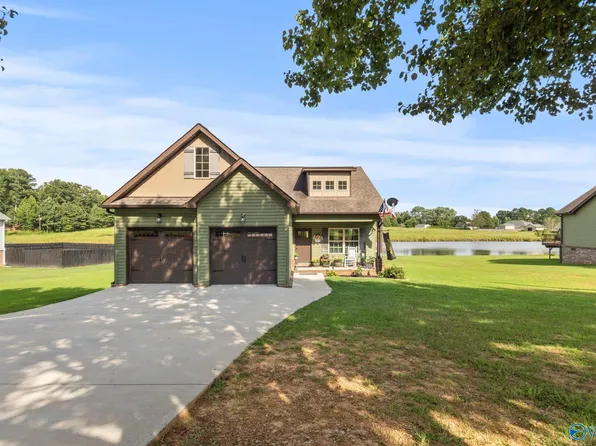 2774 Cathedral Caverns Hwy, Grant, AL 35747