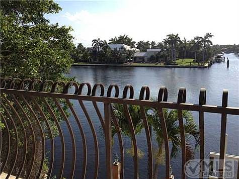 4th image of 1024 Del Harbour Dr