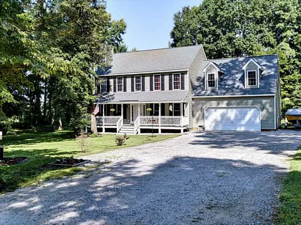 7920 Georgia Ave, West Point, VA 23181