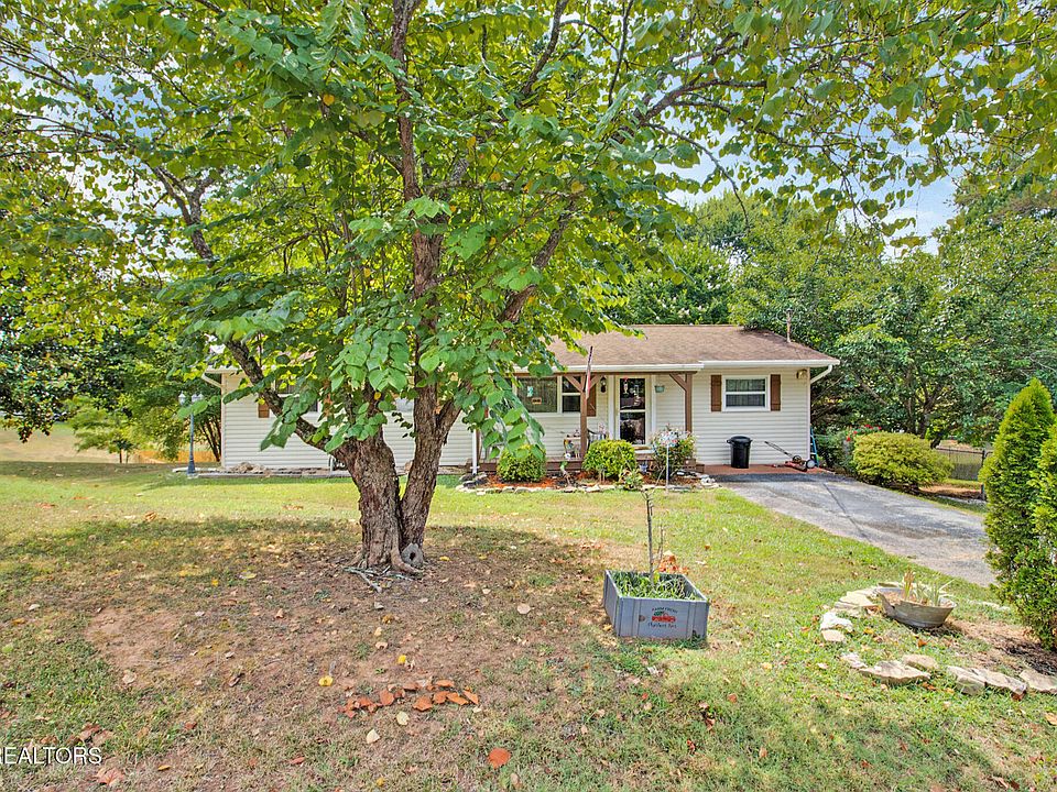 1st image of 212 Reba Ave