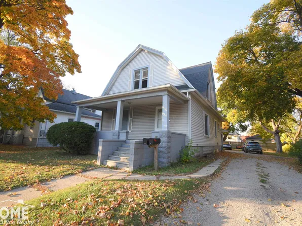703 E Main St, Owosso, MI 48867