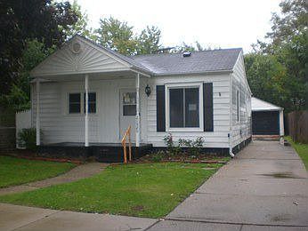 1st image of 21520 Eastwood Blvd