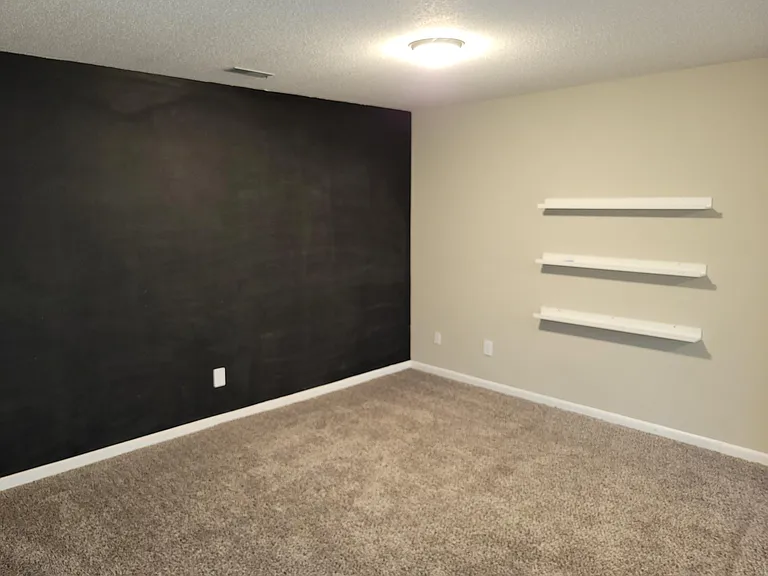 1636 Campfire Dr — Photo 30