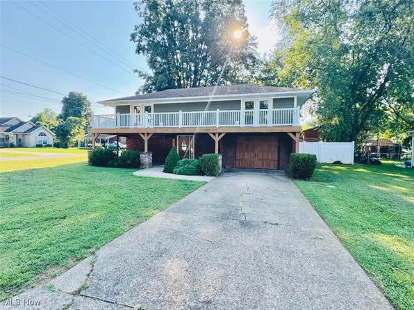 601 Oneal St, Belpre, OH 45714