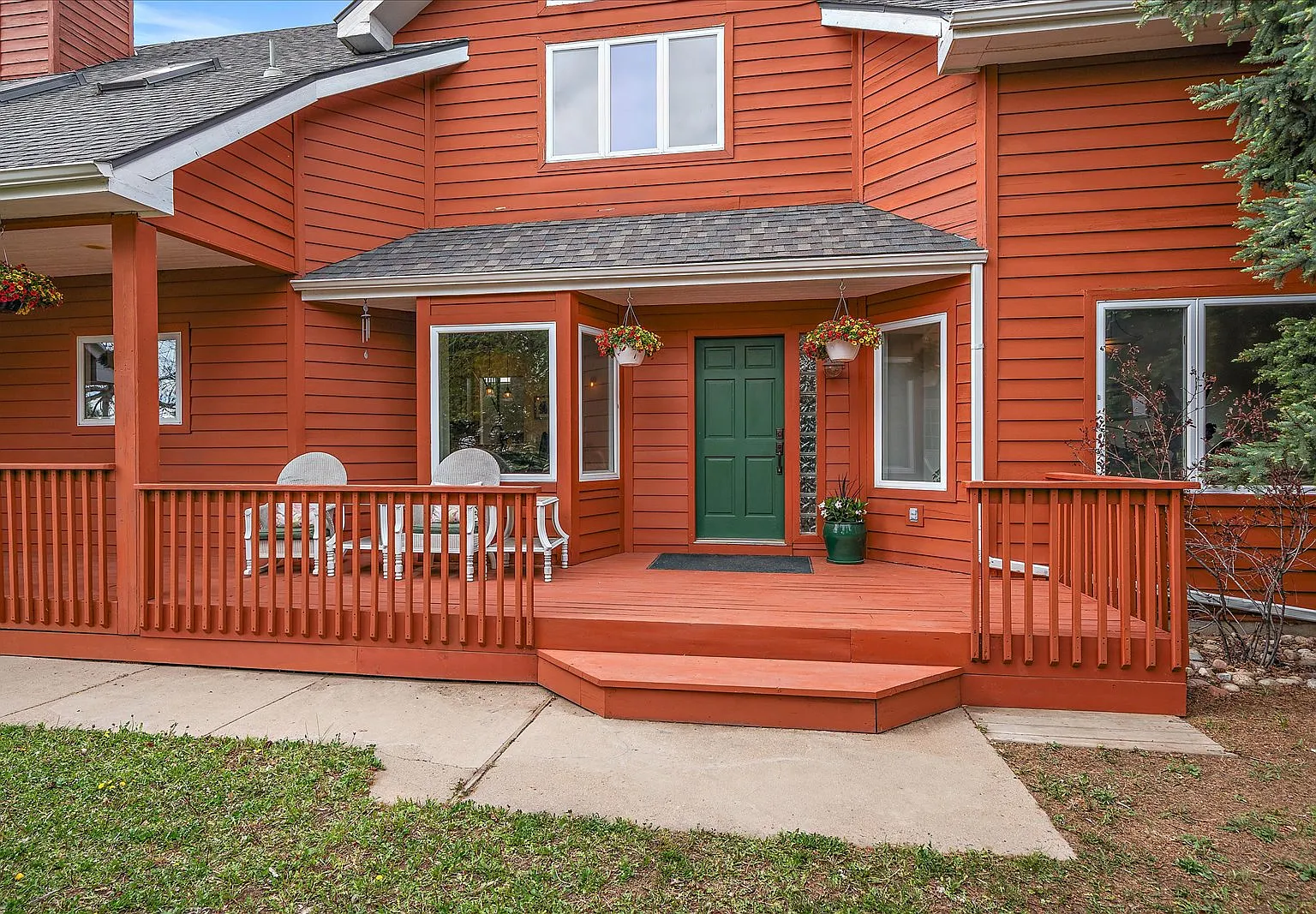5 bed, 4.5 bath, 5911 sqft, $6,650 — Photo 3