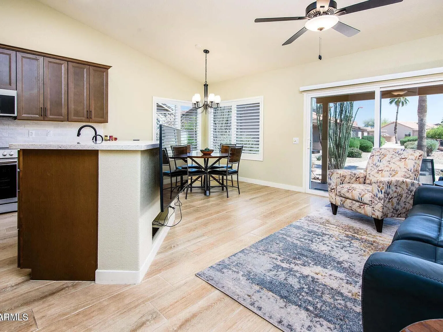 2 bed, 2.0 bath, 969 sqft, $1,849 — Photo 3