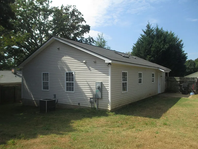 2315 Deherradora Ave — Photo 18