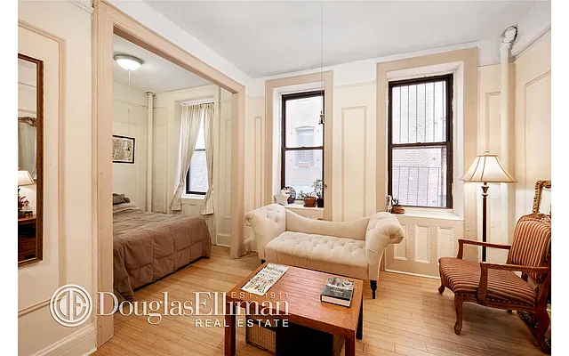 Rented by Douglas Elliman | media 7