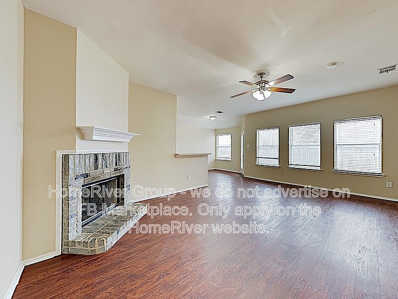 1st image of 1709 Sams Cir