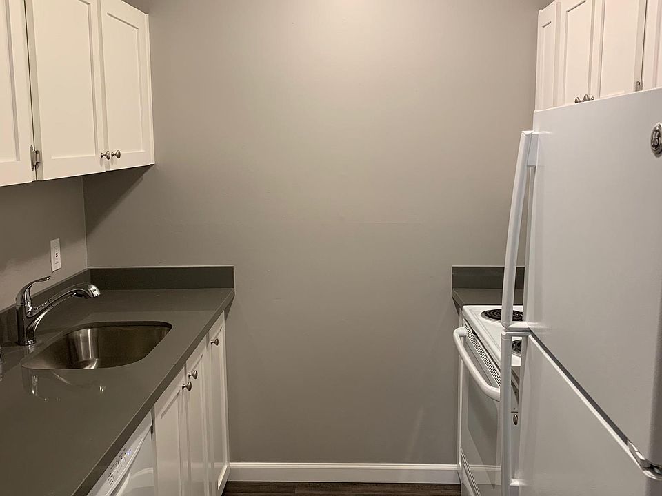 1st image of 13437 Greenwood Ave N APT 103