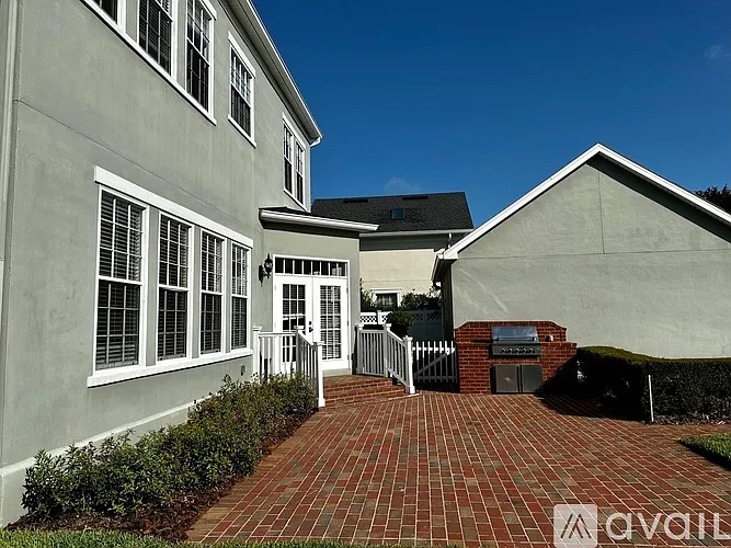 407 Iris St — Photo 9