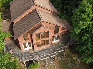 218 Londonderry Dr, Marble, NC 28905