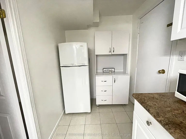 1633 Marshcourt Dr #BASEMENT — Photo 19