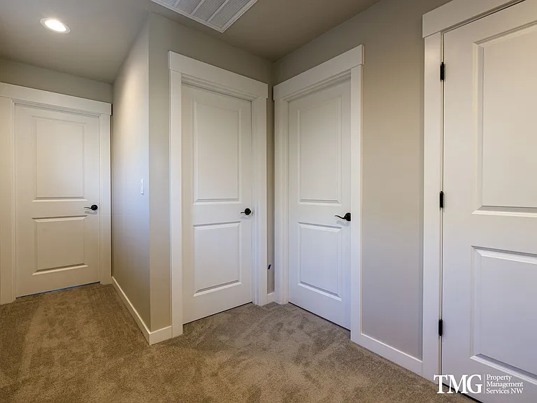 7242 S Ridge Way — Photo 13