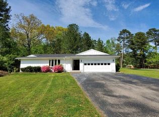 497 Deerwood Ln, Lexington, TN 38351