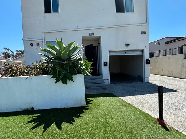 422 W 101st St, Los Angeles, CA 90003