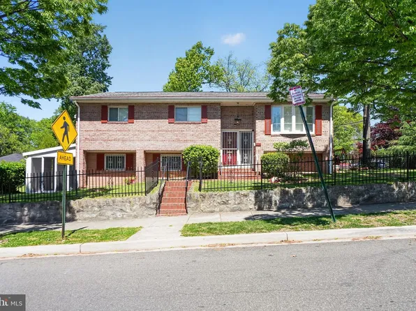 109 Van Buren St NW, Washington, DC 20012