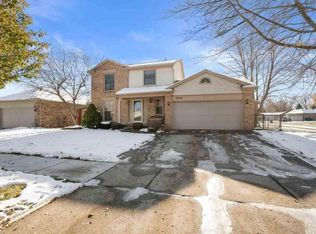 16050 Woodcock Dr, Macomb, MI