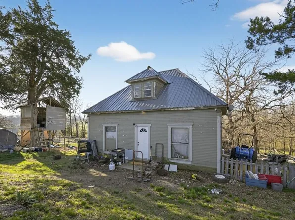 511 E 7th Street, Miller, MO 65707