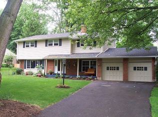 5837 Terrace Park Dr, Dayton, OH 45429