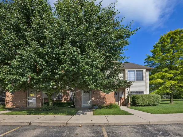 41027 Rose Ln #12, Clinton Township, MI 48036