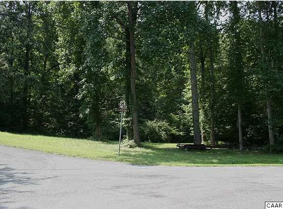 4th image of 1975 S Lakeshore Dr