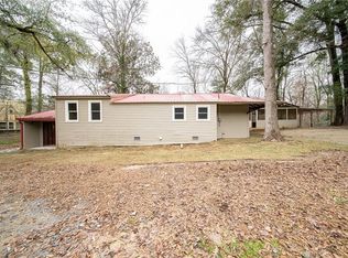 16 Braxton Dr, Pittsview, AL 36871