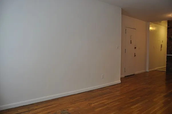 Rented by Sky Management | media 9