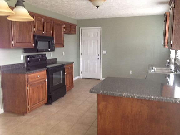 new kitchen cabinets and applicances