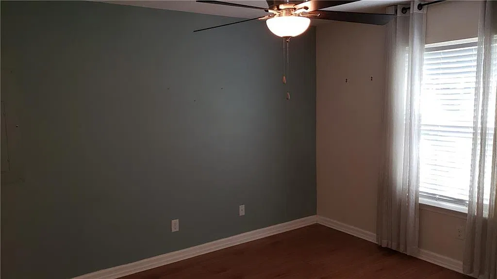 Pet-Friendly 3-Bedroom Home with Fenced Backyard in Brunswick! — Photo 3