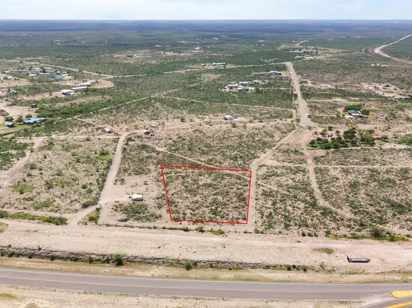 161 Texas Dr #349, Del Rio, TX 78840