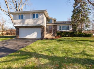 17945 Los Angeles North Ct, Homewood, IL 60430