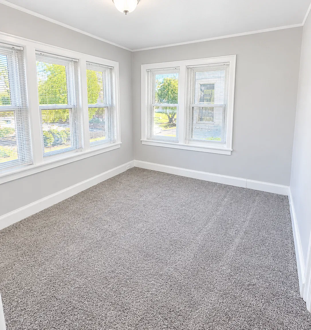 2 bed, 900 sqft, $995 — Photo 4