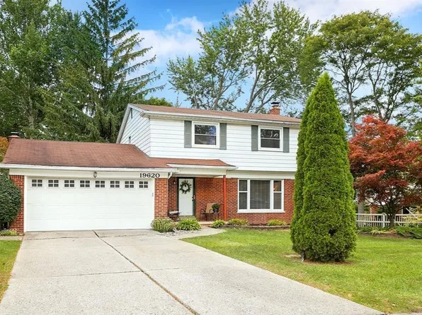 19620 Silver Spring St, Southfield, MI 48076