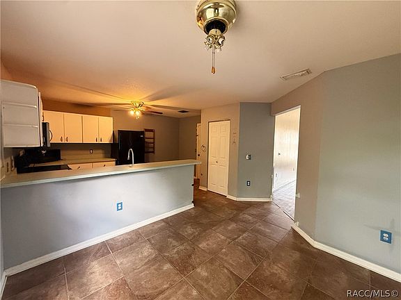 5th image of 4144 N Mae West Way