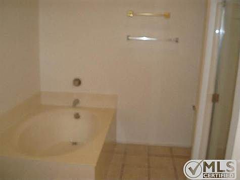 5th image of 5719 Indian Hill Dr