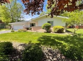205 Heritage Ln, Cortland, OH