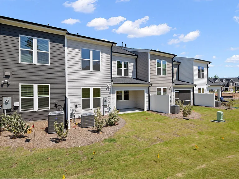 1205 Bell Heather Rd — Photo 36