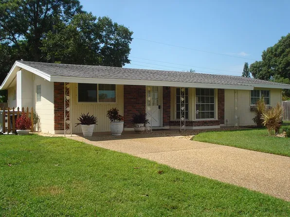 3165 Jennings Dr, Sarasota, FL 34239