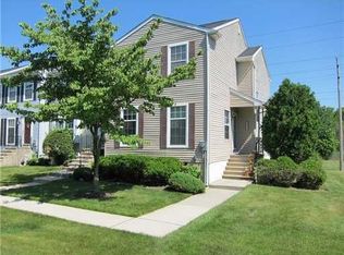 17 Pero Ct, Sayreville, NJ