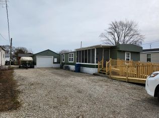655 S Streeter Rd, Port Clinton, OH 43452