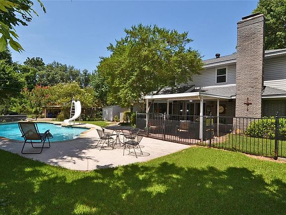 2nd image of 3151 Brincrest Cir