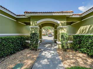 5095 Fairways Cir APT I303, Vero Beach, FL 32967